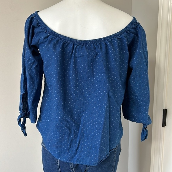 Reformation Off the Shoulder Tie Top Sleeve
Blouse Blue White Dots Shirt Sz XS - Picture 5 of 9